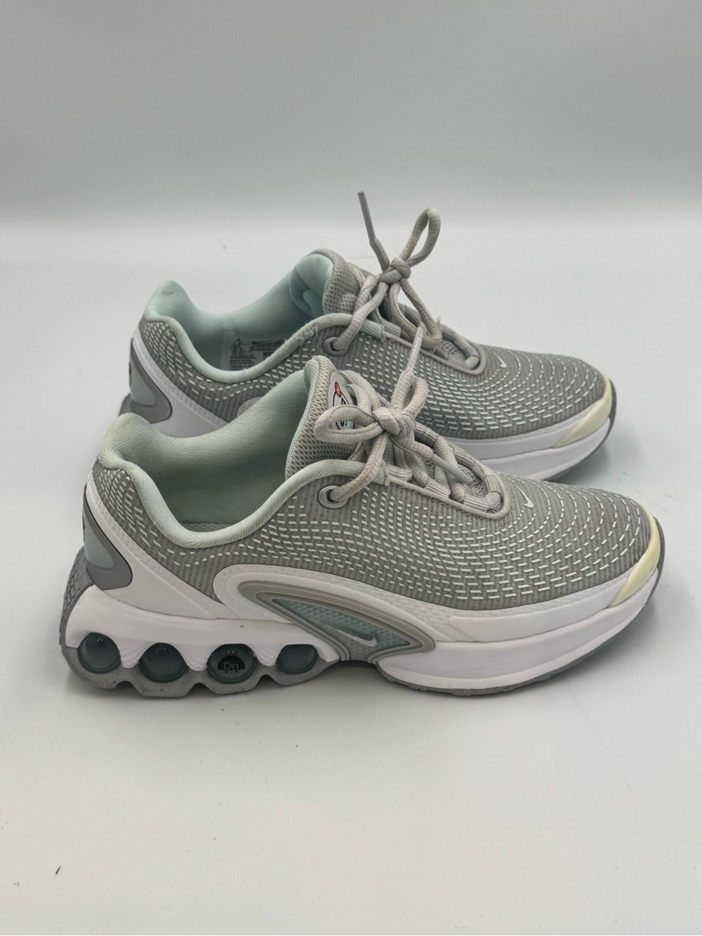 Nike Air Max Dn Kids 1.5Y Silver Glitter HQ3256-043 Pure Platinum Good Cond